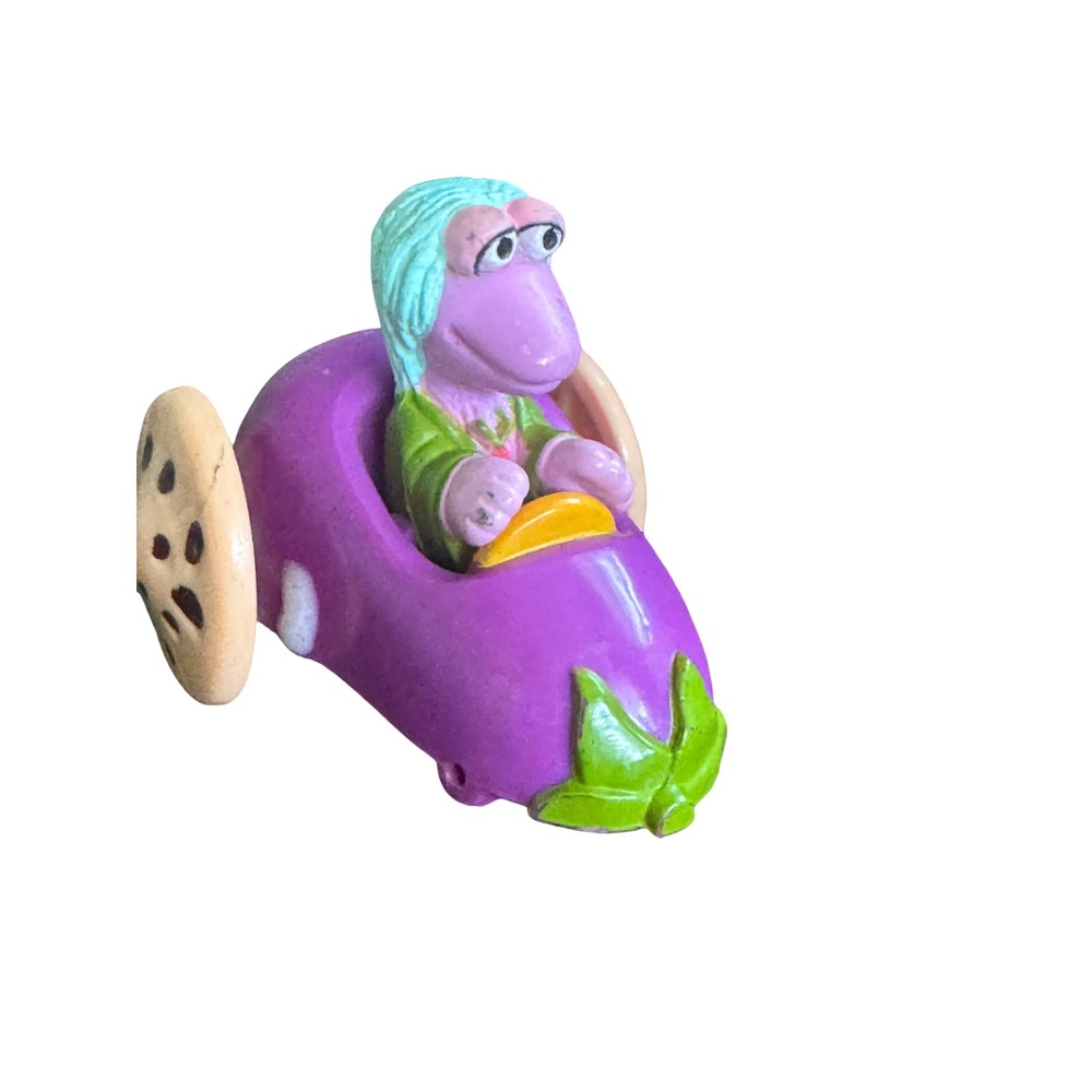 Vintage 1988 Fraggle Rock Mokey Fraggle Eggplant Car Cookie Wheels Toy Figure